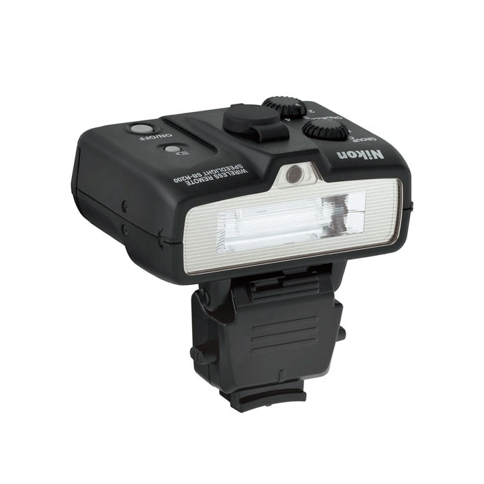 NIKON SB200 FLASH KIT R1C1