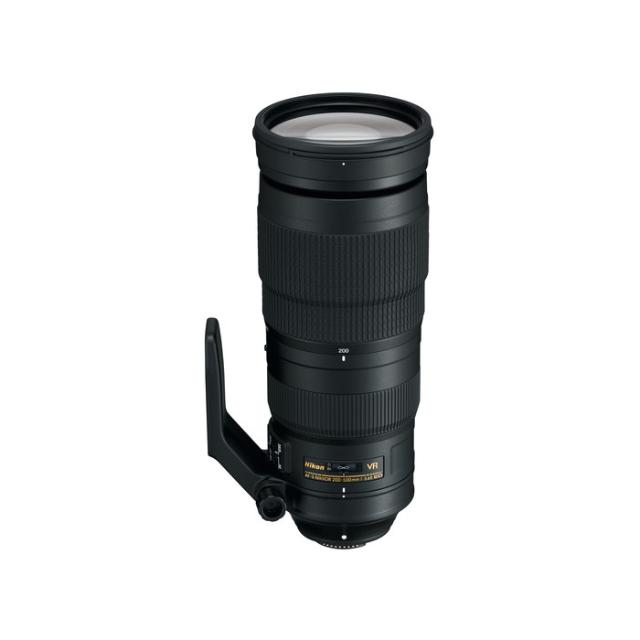 Nikon D7500 + 18-140 VR – Objectif Boétie