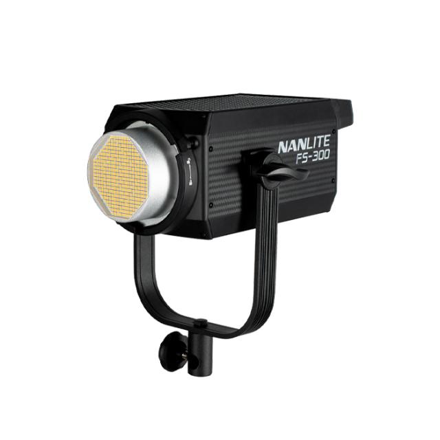 NANLITE FS-300 LED DAYLIGHT SPOT LIGHT