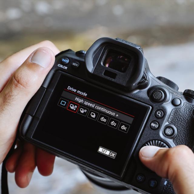 CANON EOS R6 MARK III RF24-105 F4.0 L IS USM KIT