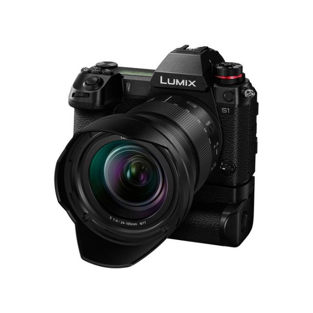 PANASONIC LUMIX S1 KIT WITH 24-105MM