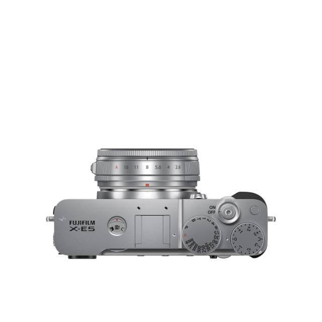 FUJI X-E5 KIT W. XF23MM F/2,8 SILVER