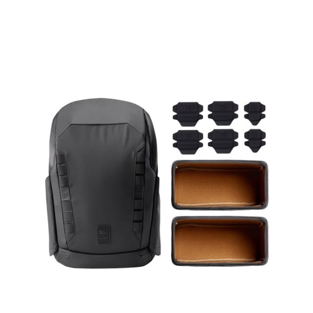 GOMATIC PETER MCKINNON DAYPACK WITH 2 SMALL CUBES